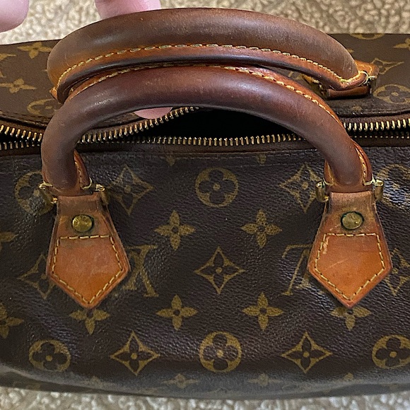 Authentic Louis Vuitton SPEEDY 30 👜 - Picture 10 of 15